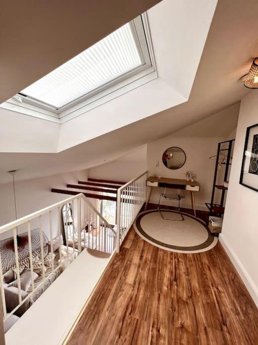 Bali Home Stylische Wohnung Mit Terrasse Schönefeld Exteriör bild