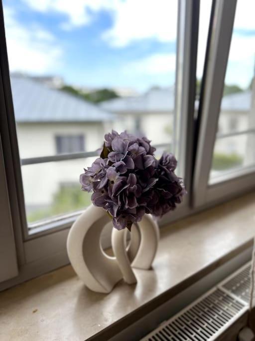 Bali Home Stylische Wohnung Mit Terrasse Schönefeld Exteriör bild