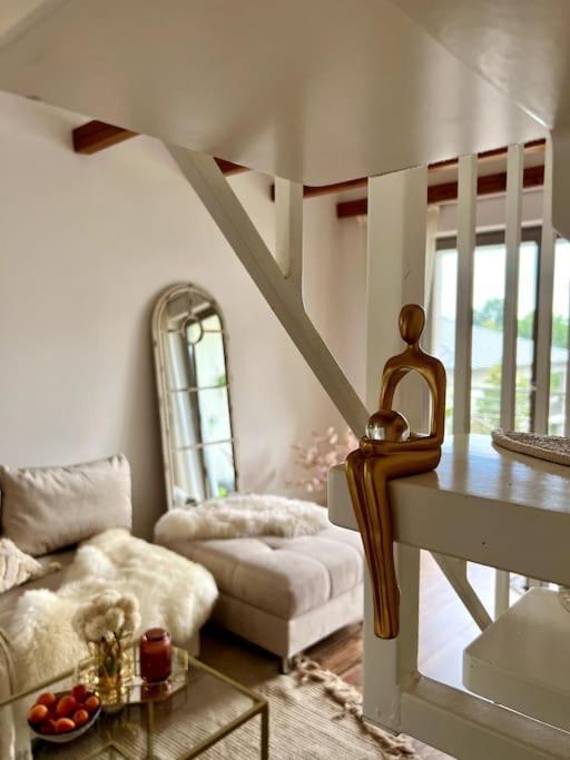 Bali Home Stylische Wohnung Mit Terrasse Schönefeld Exteriör bild